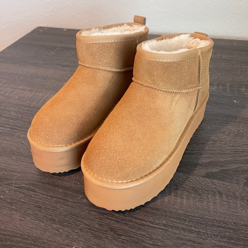 Woman’s Chestnut Platform Ankle Boots